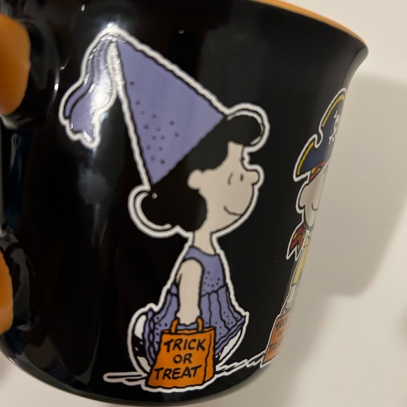 New Peanuts Black & Orange Ceramic Halloween Mug Holiday Decor Collectibles🎃🖤 - Picture 13 of 13